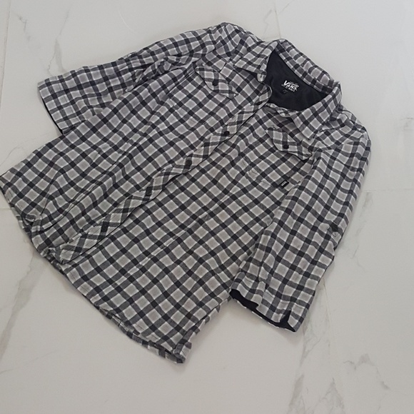 Vans 3/4 Black Gray Plaid Button up - Picture 2 of 6